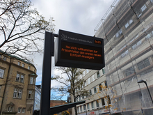 Der erste neue DFI wurde im Jahr 2020 am Friedrich-Wilhelm-Platz in Betrieb genommen.